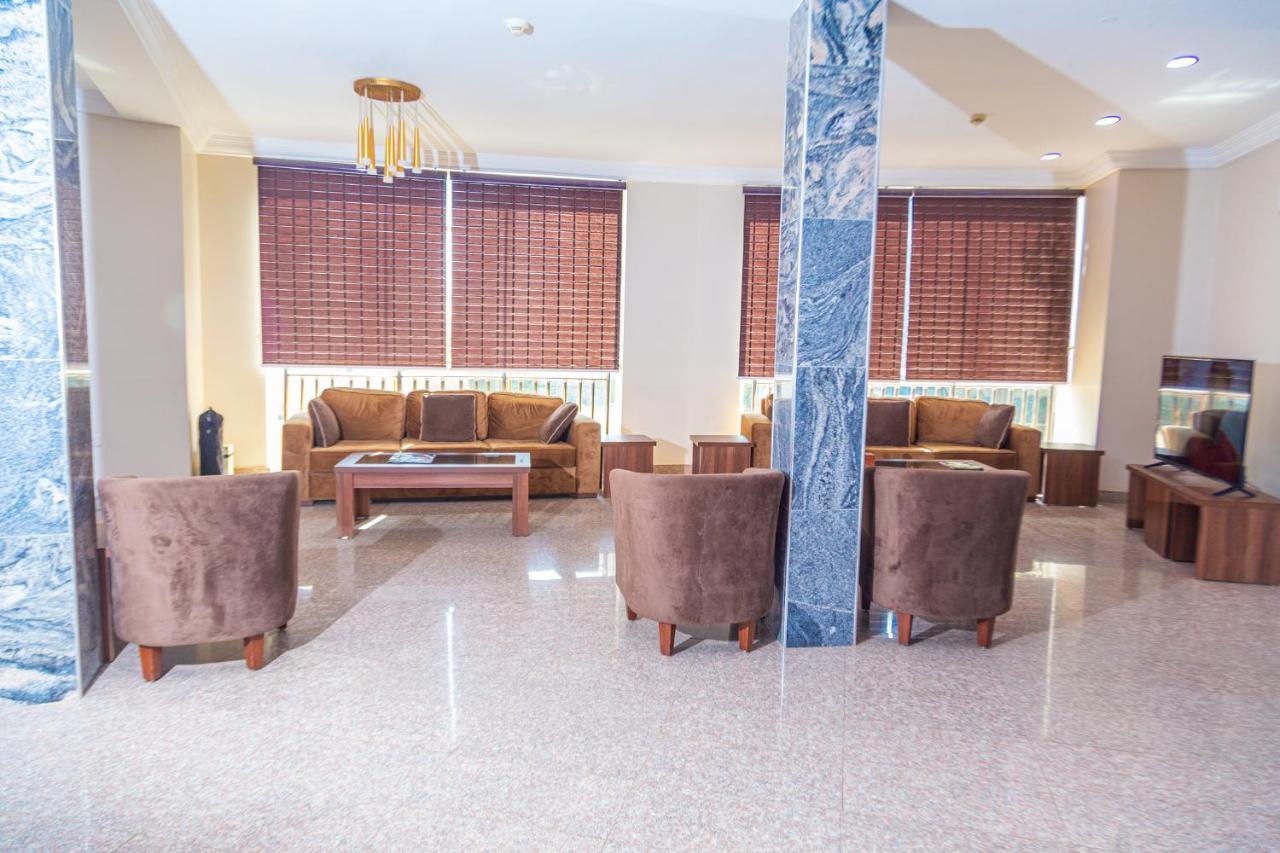 Guest Pride Hotel Кано Экстерьер фото